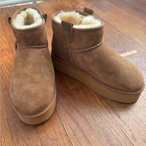 Emu Stinger Micro Platform boots